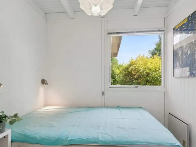 6 Person Holiday Home in Dronningmolle