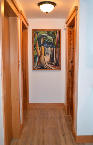 Mossy Hill Suite