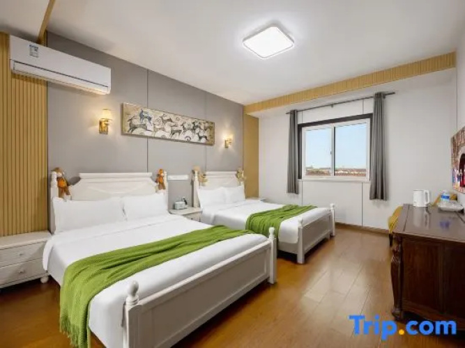 Shanghai Dream Hotel