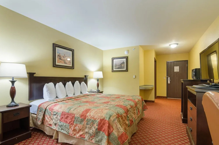 Sleep Inn & Suites