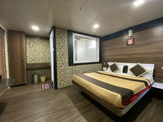 Hotel Adarsh International