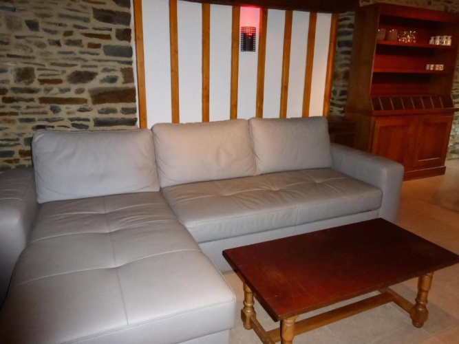 2 Bedrooms Cottage