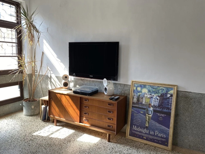 Laile Hostel