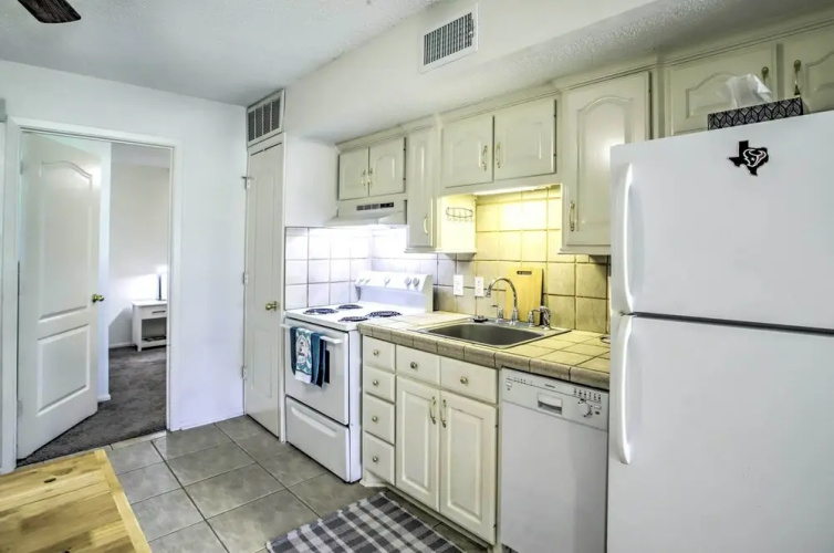 Walden Golf Course Condo Near Lake Conroe!
