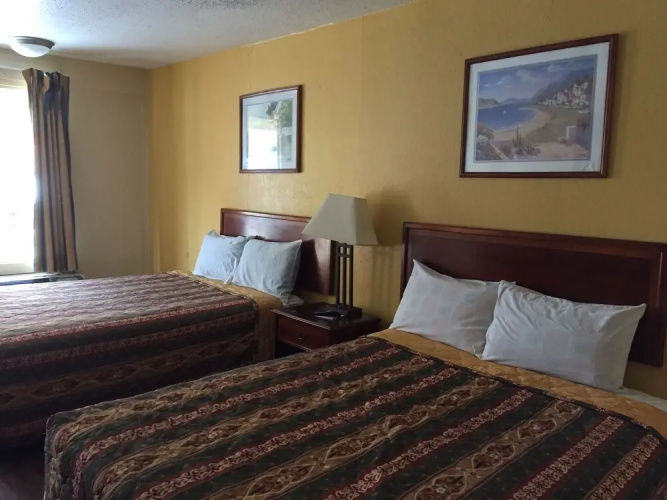 Super 8 Motel Jackson Central
