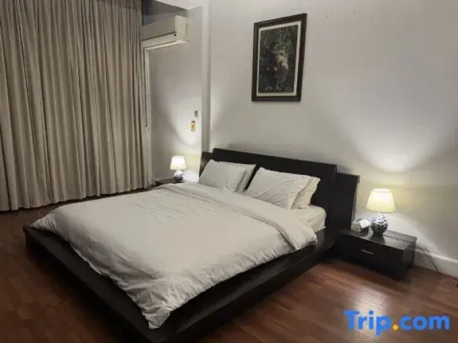 3 Bedrooms Bed in Dorm