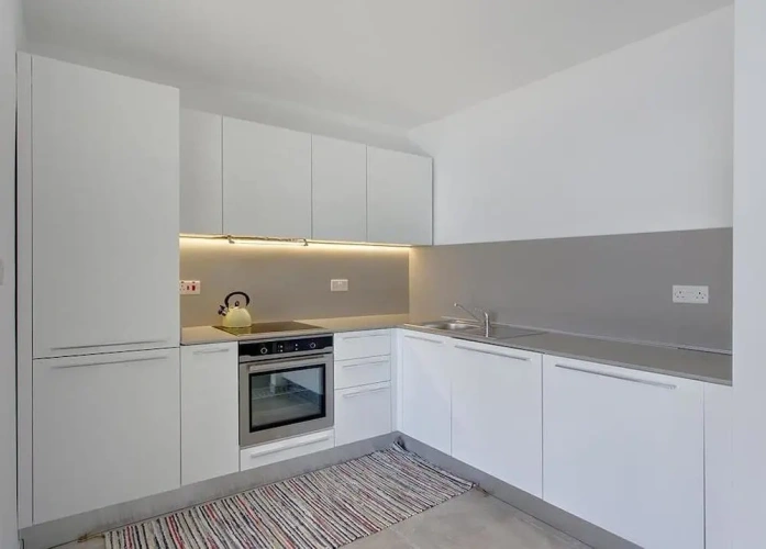2 Bedrooms Apartment with balcony