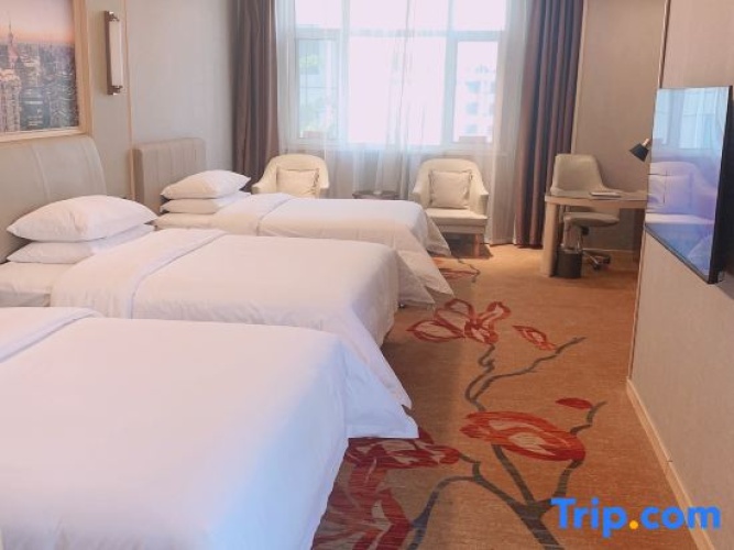 Deluxe Double Family room