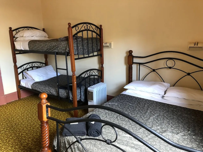 Royal Hotel
