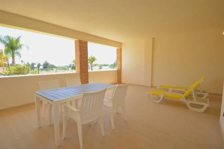 Single Apartment