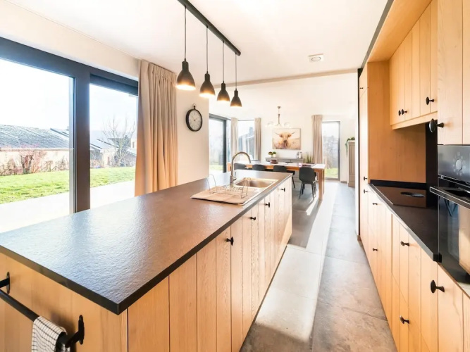 Stylish Home in Petit-thier