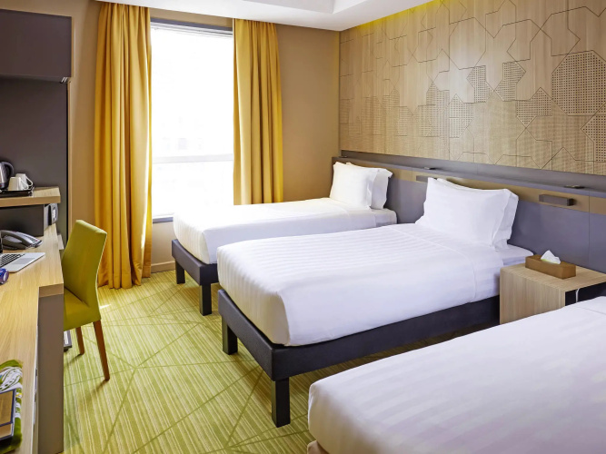 Standard Triple room