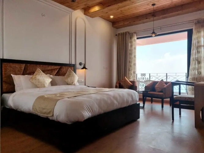 Family Suite with balcony