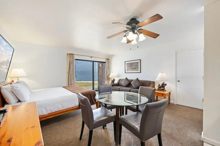145 Bldg C 1 Bedroom Condo