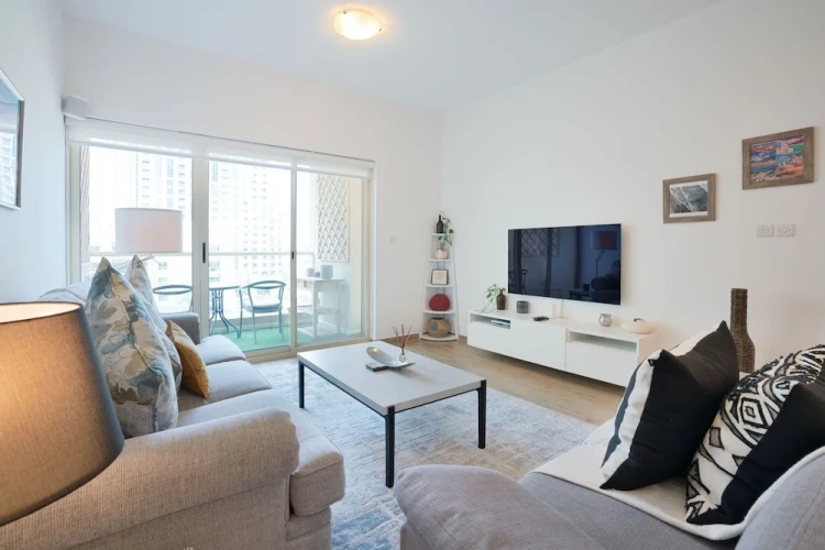 1 Bedroom Apartment with balcony