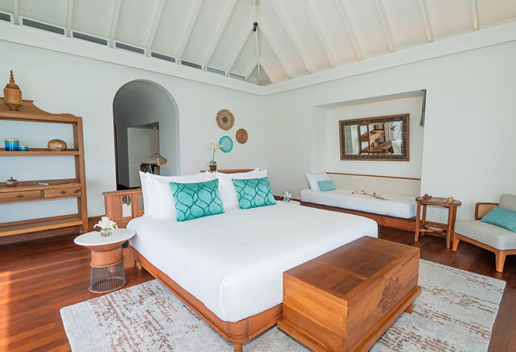 1 Bedroom Family Over Water Pool Villa