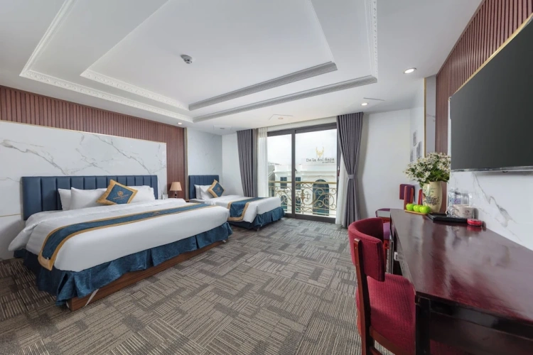 Premier Triple room