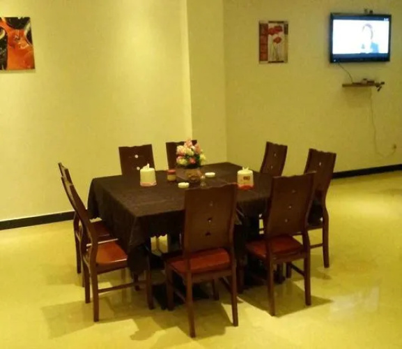 Fengye Super8 Hongqiao