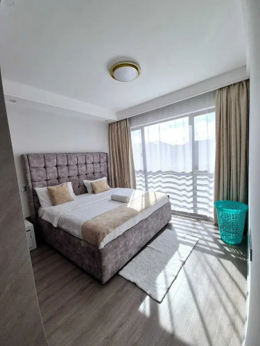Lux suites 108 Riverside Apartments