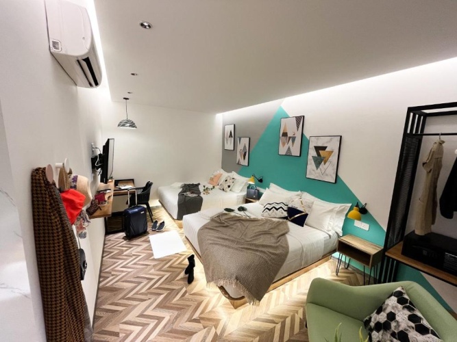 Deluxe Family room