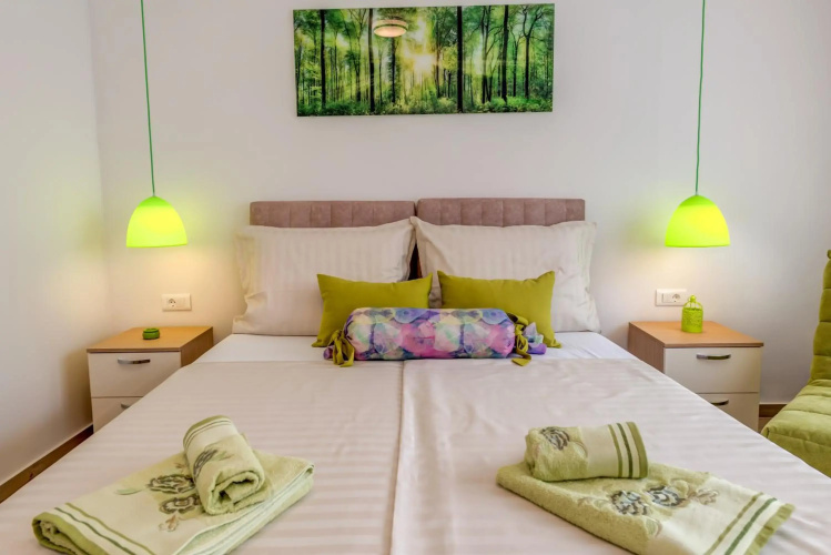 Coloured Rooms