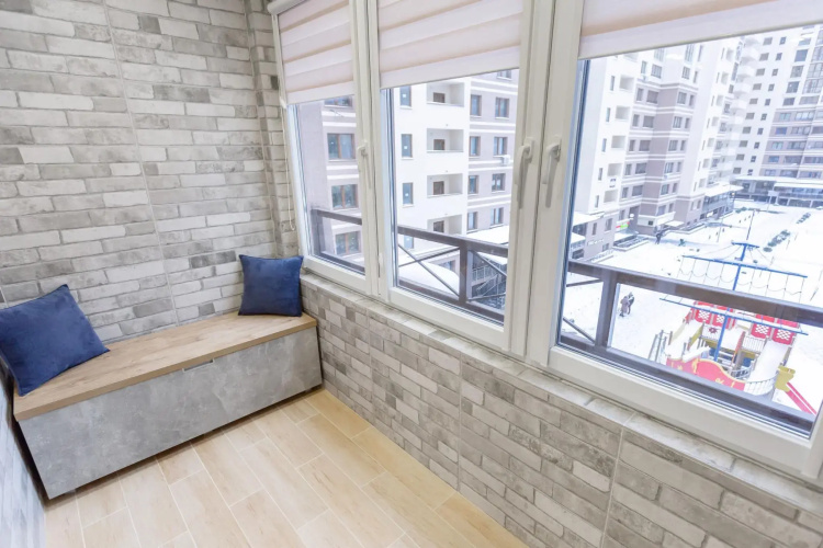 Bulbash Apartments on 12B Makayenka Street