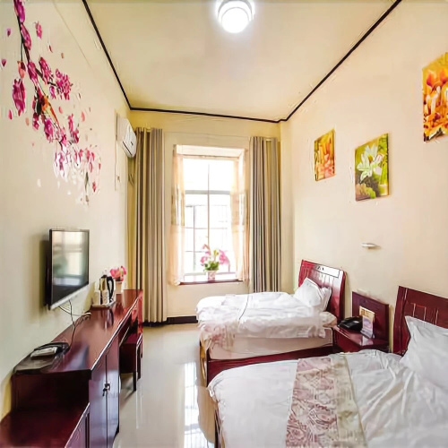 Sirilora Hotel