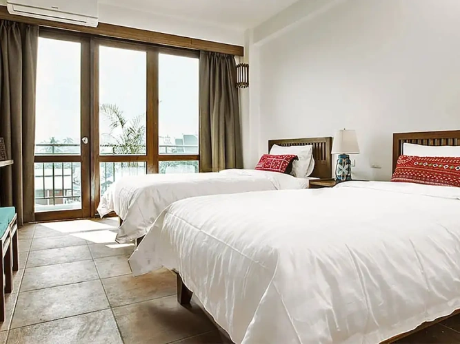 Superior Twin room with balcony