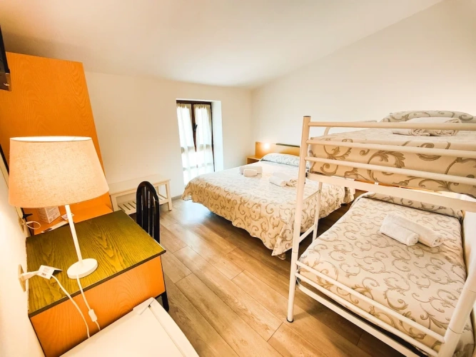Economy Quadruple room