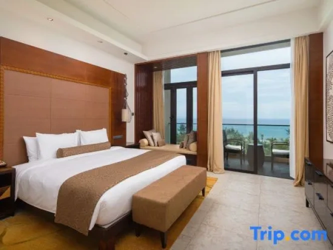 Premier Double Suite with ocean view
