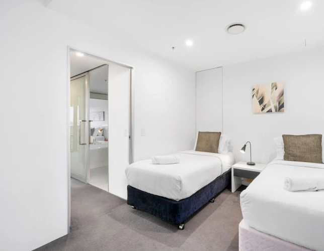 1 Bedroom Standard Basement room