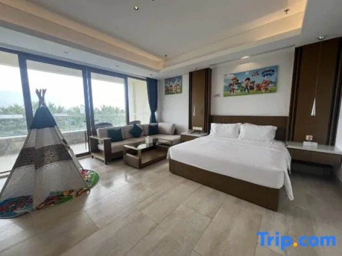 Twin Family Suite with sea view