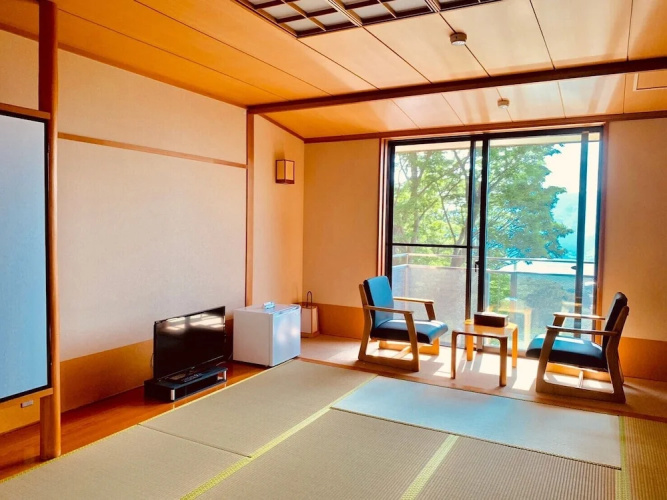 Hakone Shichifukuso
