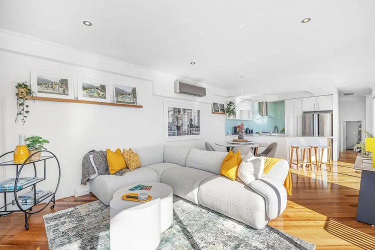 Designer Luxury 3brd - Epic Views - South Perth