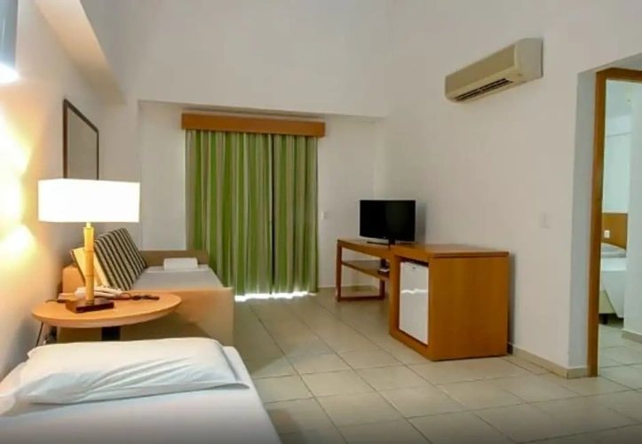 Standard Quintuple room