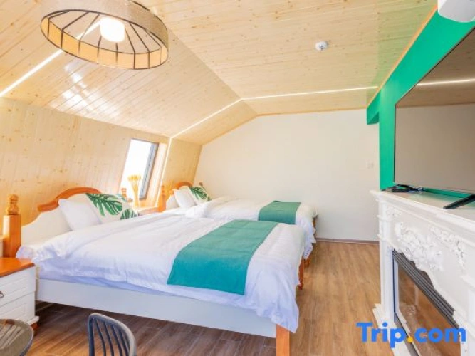 4 Bedrooms Villa