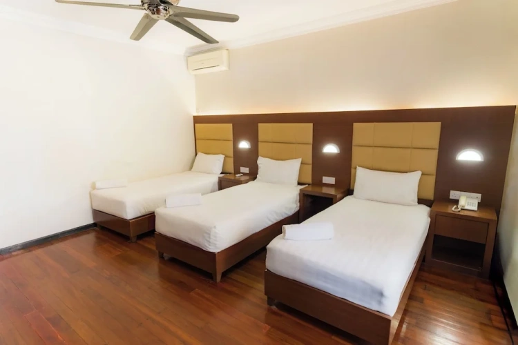 Superior Triple room with balcony