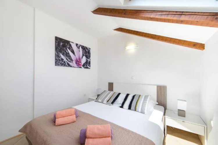 Ana Apartments