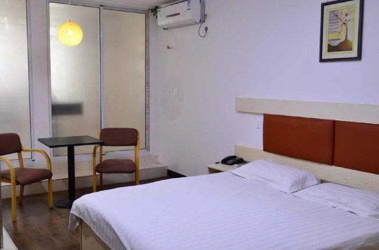 Longquan Hotel