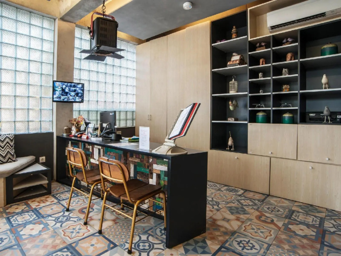M Boutique Hostel