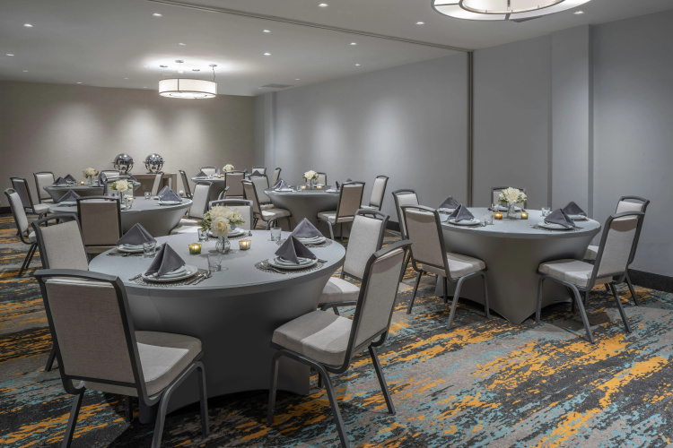 DoubleTree by Hilton Miami North I-95 photo 26