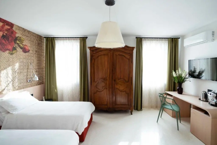 Deluxe Junior Suite