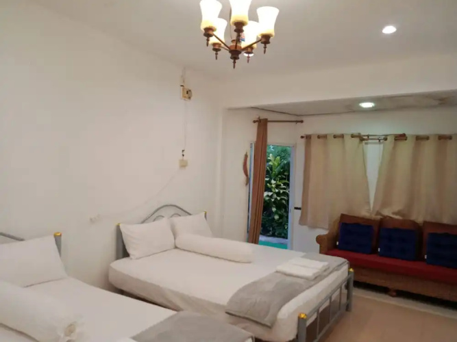 Juppy Hong Guesthouse