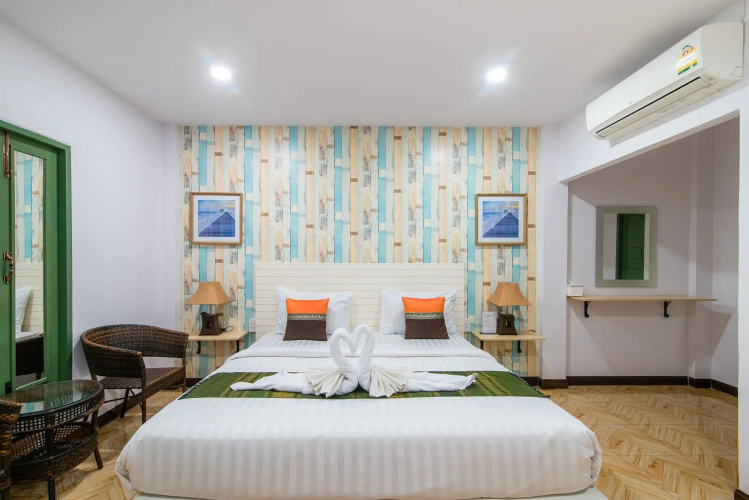 Naruchol Hotel