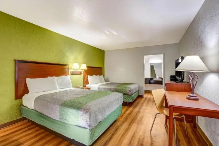 Standard Quadruple room