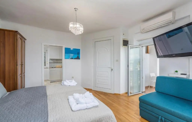 Tea Suite with Sea View