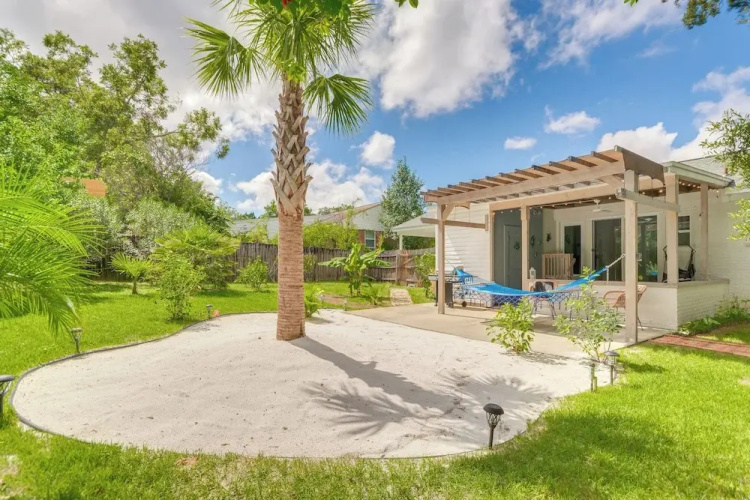 Pet-friendly Pensacola Home w/ Sunny Backyard!