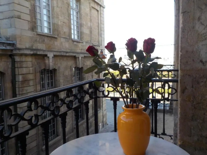 Apartment with balcony