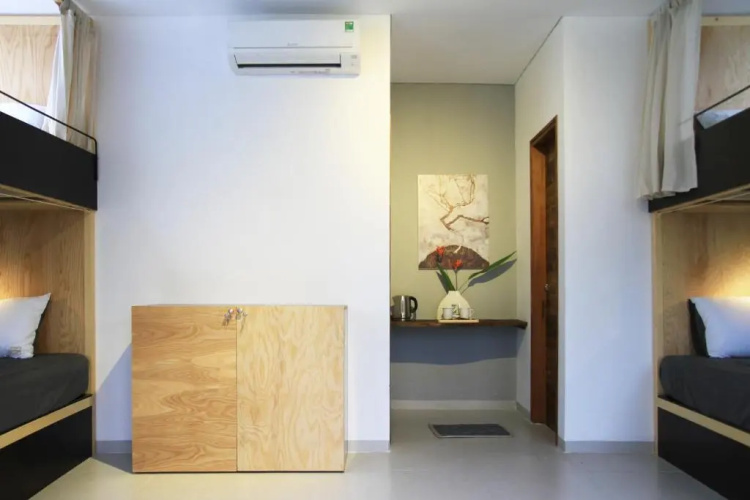 Nano Eco-Hostel