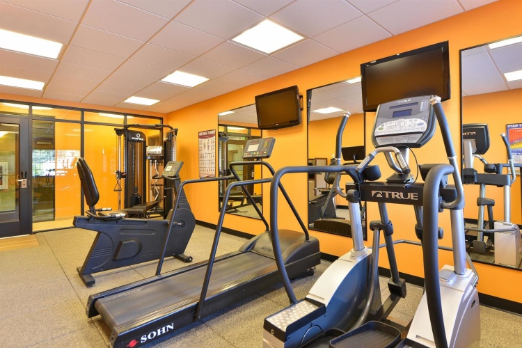 Best Western Plus Meridian photo 21